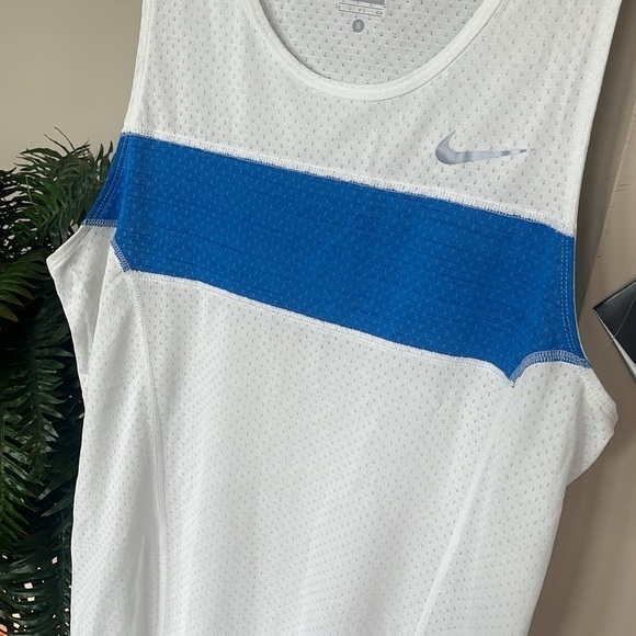 Brand New Nike Dri-Fit Retro Mesh White & Blue Stripe Tank Top Sporty Workout - Picture 4 of 14